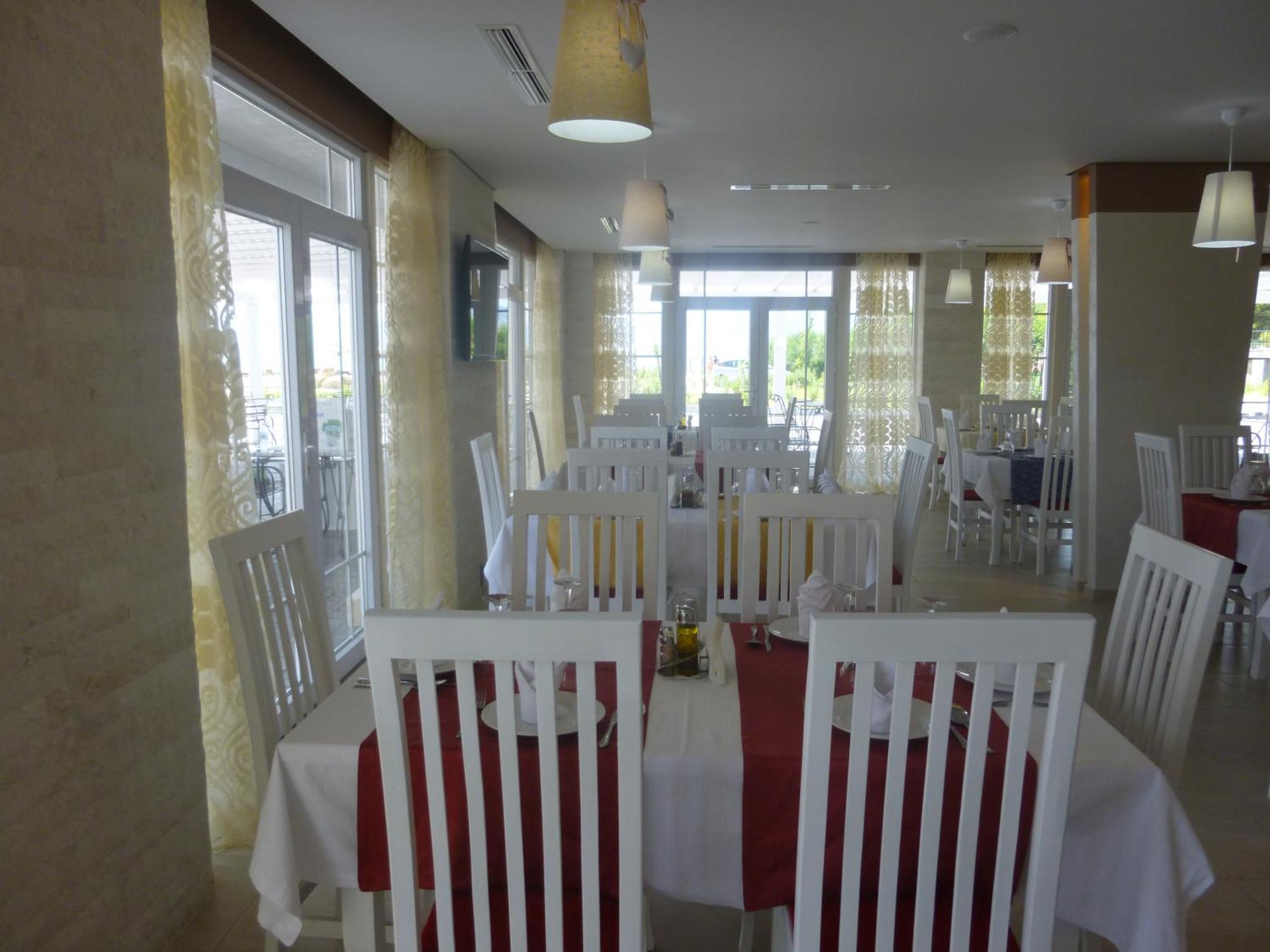 Villamaria Hotel Zvernec Bagian luar foto