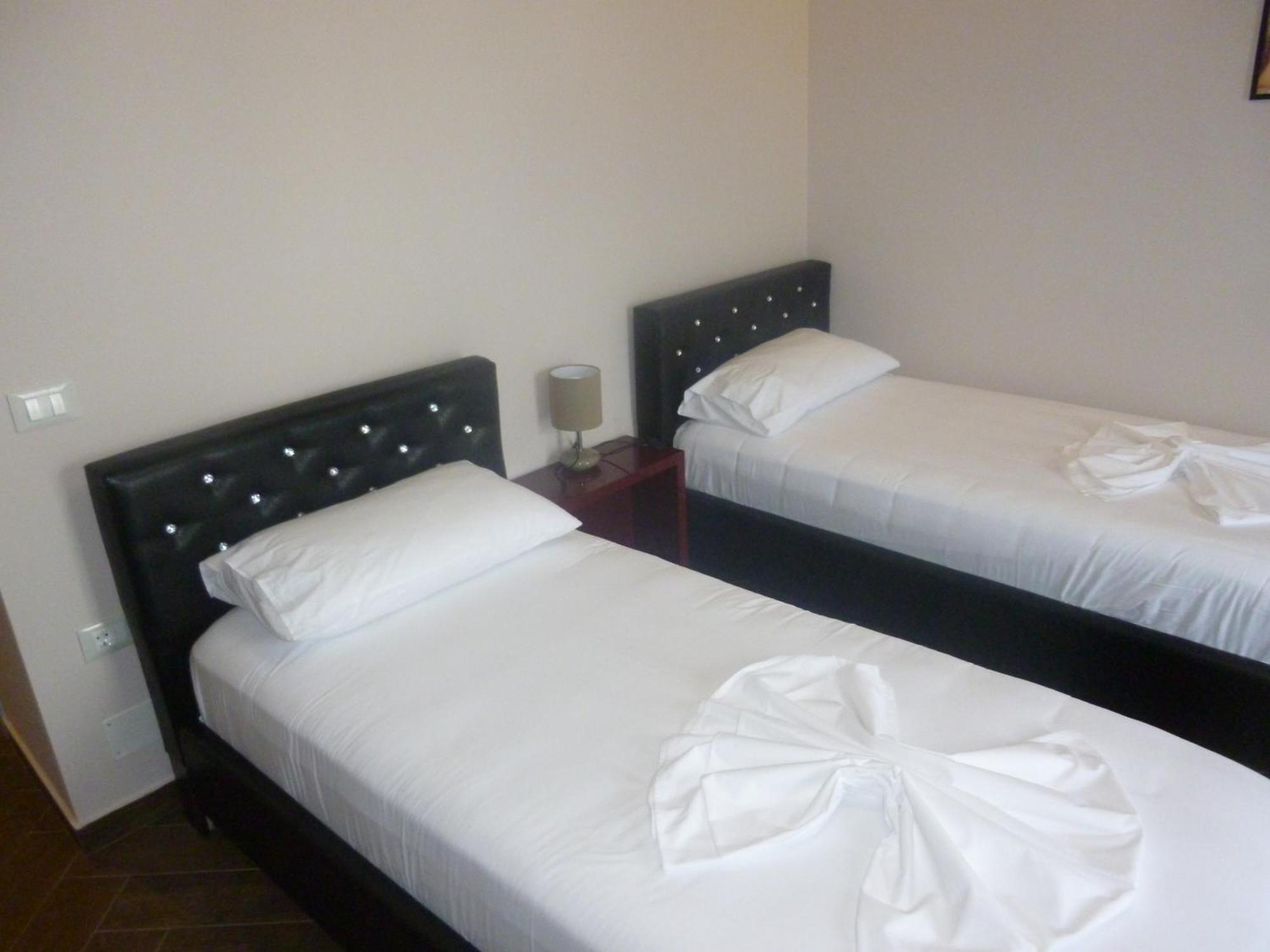 Villamaria Hotel Zvernec Bagian luar foto
