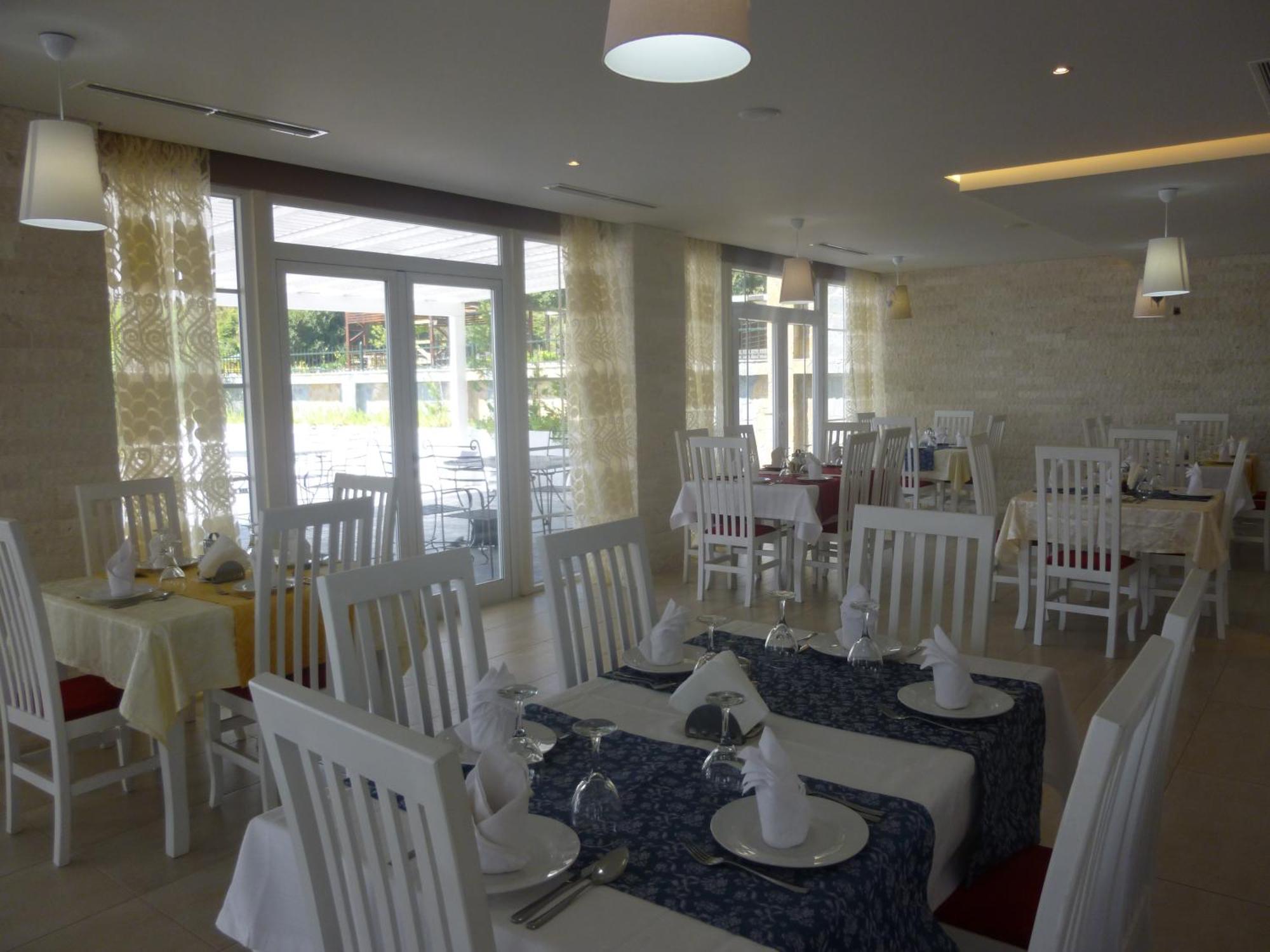 Villamaria Hotel Zvernec Bagian luar foto
